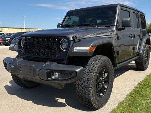 Used 2024 Jeep Wrangler Unlimited Sport AWD/4WD image 6