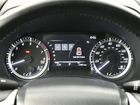 Used 2023 Toyota Highlander XLE image 8