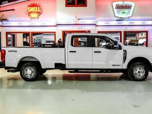 Used 2024 Ford F250 XL image 10