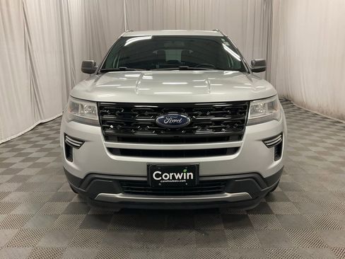 Used 2019 Ford Explorer XLT image 9