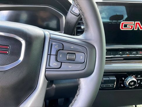 Used 2025 GMC Sierra 1500 Elevation AWD/4WD image 23