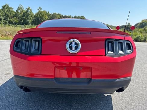 Used 2012 Ford Mustang Coupe RWD image 4