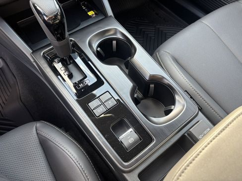 New 2026 Subaru Outback Limited image 25