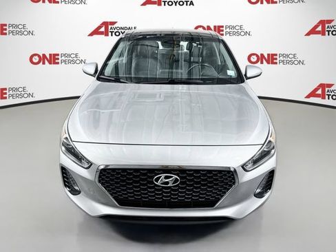 Used 2020 Hyundai Elantra GT w/ Style Package 02 FWD image 2