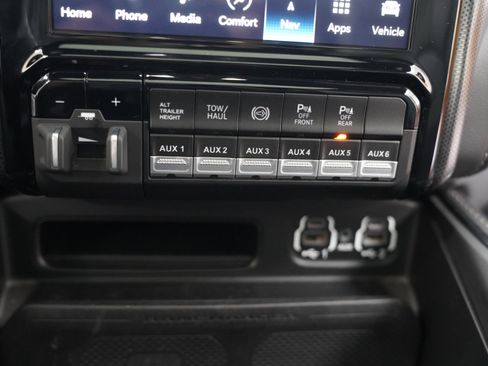 Used 2022 RAM 3500 Limited image 20