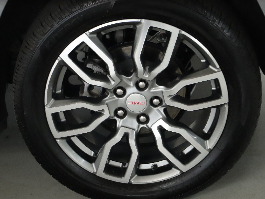 Used 2024 GMC Terrain Denali w/ Denali Premium Package AWD/4WD image 40
