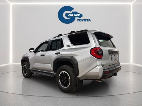 Used 2025 Toyota 4Runner TRD Off-Road Premium AWD/4WD image 10