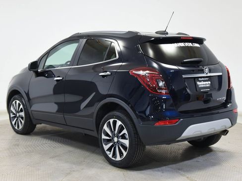 Used 2022 Buick Encore Preferred AWD/4WD image 12