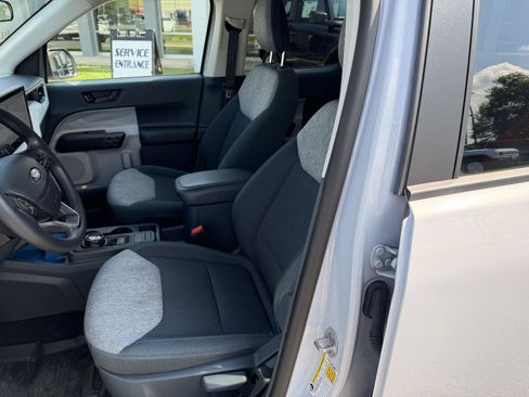Used 2025 Ford Maverick XLT FWD image 8