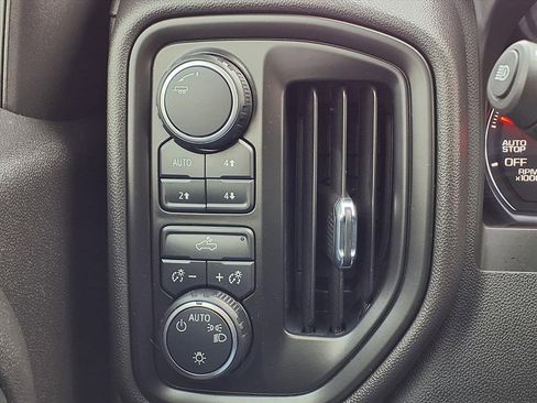 Used 2023 Chevrolet Silverado 1500 Custom Trail Boss w/ LPO, Dark Essentials Package image 25