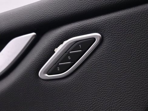 Used 2021 Maserati Ghibli S RWD image 44