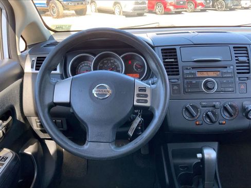Used 2010 Nissan Versa 1.8 S w/ PWR Plus Pkg image 6