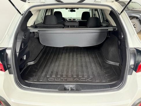 Used 2019 Subaru Outback 2.5i AWD/4WD image 13
