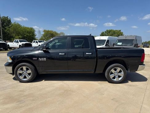Used 2016 RAM 1500 Lone Star RWD image 4