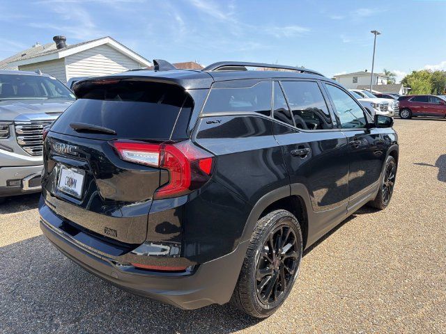 Used 2023 GMC Terrain SLT w/ Elevation Edition FWD image 6
