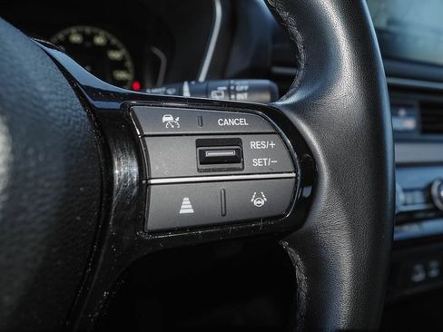 Used 2024 Honda Pilot Touring image 35