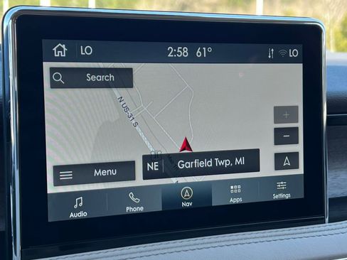 Used 2022 Lincoln Corsair Reserve w/ Equipment Group 201A image 23