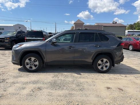 Used 2025 Toyota RAV4 XLE w/ Convenience Package image 2