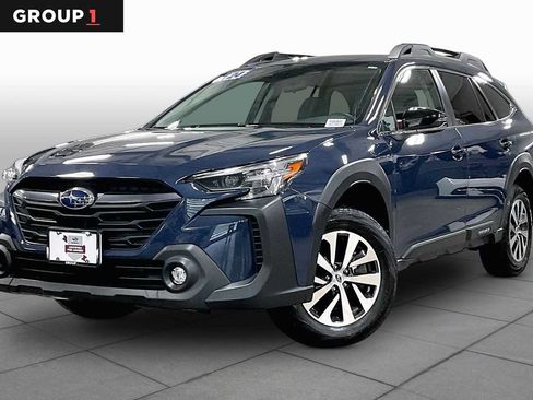 Used 2024 Subaru Outback Premium AWD/4WD image 1