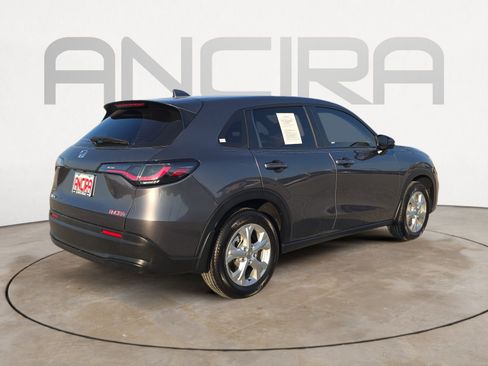 Used 2025 Honda HR-V LX image 10