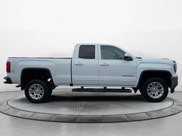 Used 2018 GMC Sierra 1500 SLE w/ Black Pack AWD/4WD image 6