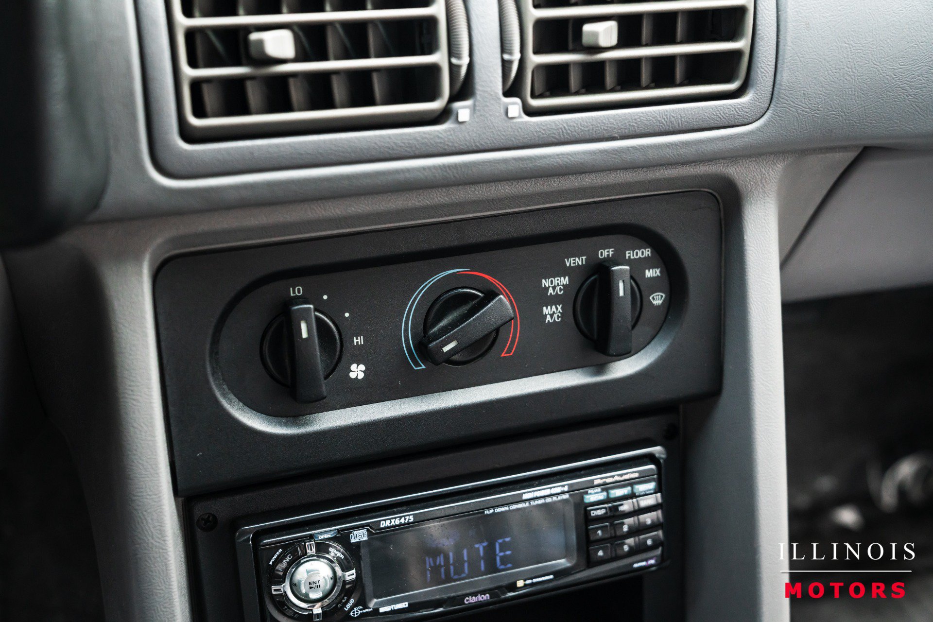 Used 1993 Ford Mustang GT RWD image 22