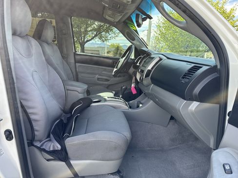 Used 2010 Toyota Tacoma 4x4 Double Cab image 20