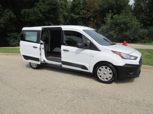 Used 2023 Ford Transit Connect XL FWD image 18