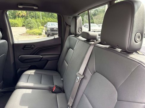 Used 2025 Chevrolet Colorado Trail Boss AWD/4WD image 11