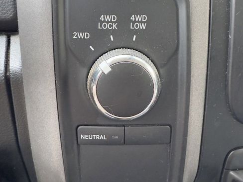 Used 2017 RAM 3500 Tradesman w/ Power & Remote Entry Group image 25