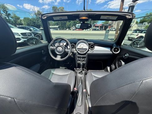 Used 2012 MINI Cooper Convertible FWD image 11