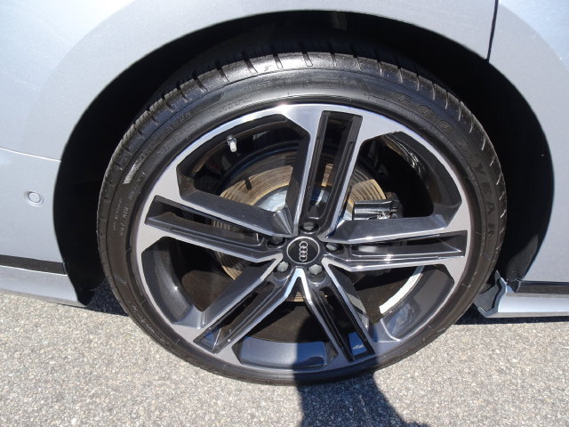 Used 2025 Audi A8 L 3.0T AWD/4WD image 34
