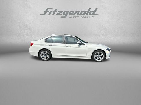 Used 2015 BMW 328i xDrive Sedan AWD/4WD image 9