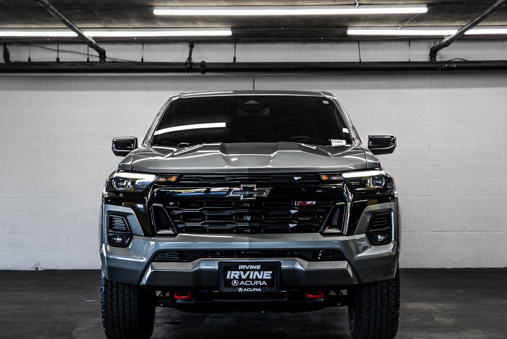 Used 2024 Chevrolet Colorado Z71 w/ Z71 Convenience Package 2 AWD/4WD image 8