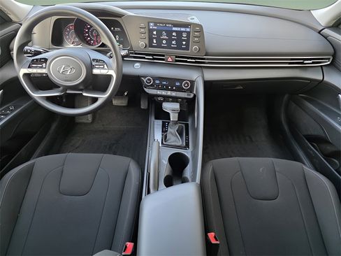 Used 2023 Hyundai Elantra SEL image 22