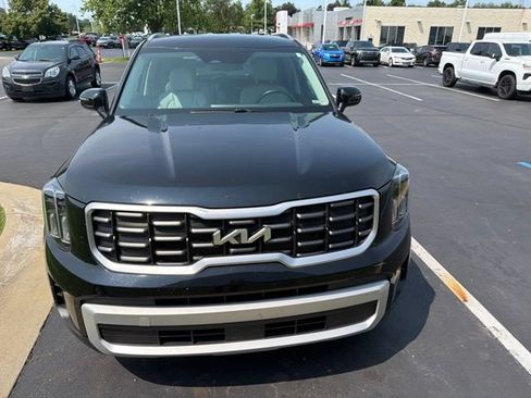 Used 2024 Kia Telluride S AWD/4WD image 7