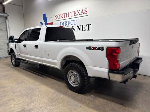 Used 2022 Ford F250 XL w/ Power Equipment Group image 9
