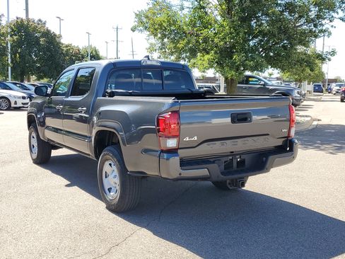 Used 2022 Toyota Tacoma SR AWD/4WD image 3