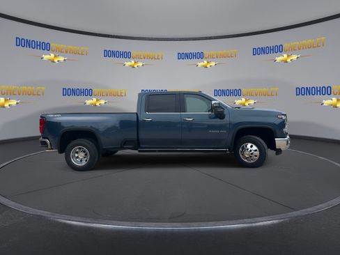 New 2026 Chevrolet Silverado 3500 LTZ w/ LTZ Plus Package AWD/4WD image 12