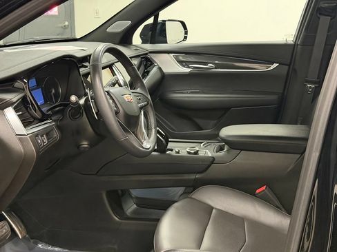 Certified 2024 Cadillac XT6 Sport w/ LPO, Floor Liner Package AWD/4WD image 26