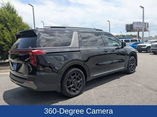 Used 2025 Kia Carnival SX w/ SX Dark Edition Package FWD video 4