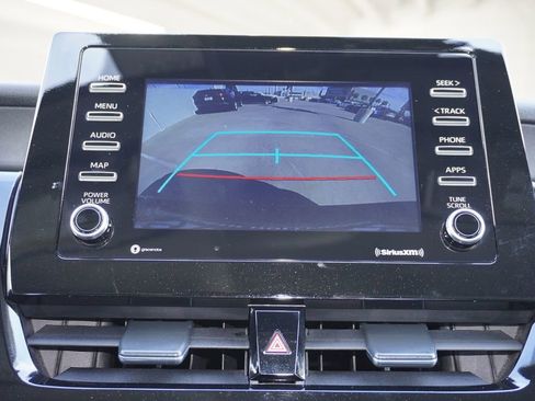 Certified 2022 Toyota Camry SE image 16