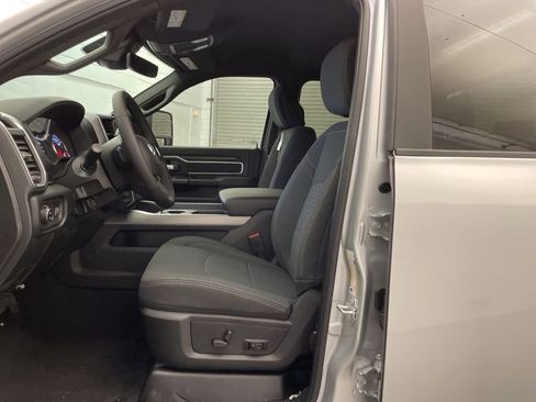 New 2026 RAM 2500 Big Horn AWD/4WD image 19