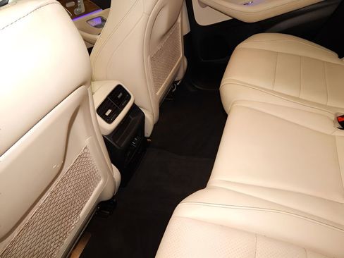 Used 2023 Mercedes-Benz GLE 350 4MATIC image 31