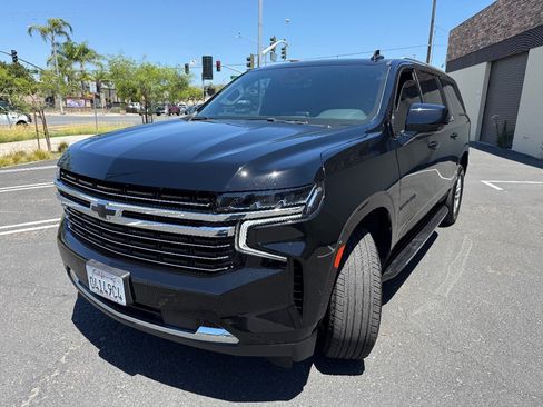 Used 2024 Chevrolet Suburban LT AWD/4WD image 7