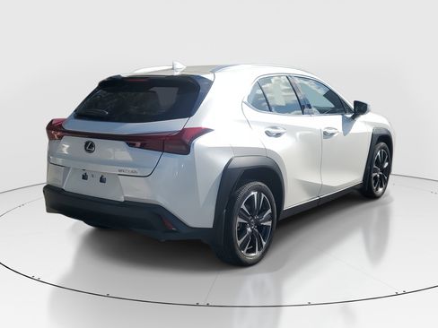 Used 2025 Lexus UX 300h FWD w/ Accessory Package (Z2) image 7