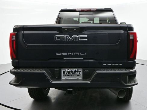 Used 2024 GMC Sierra 2500 Denali Ultimate AWD/4WD image 6