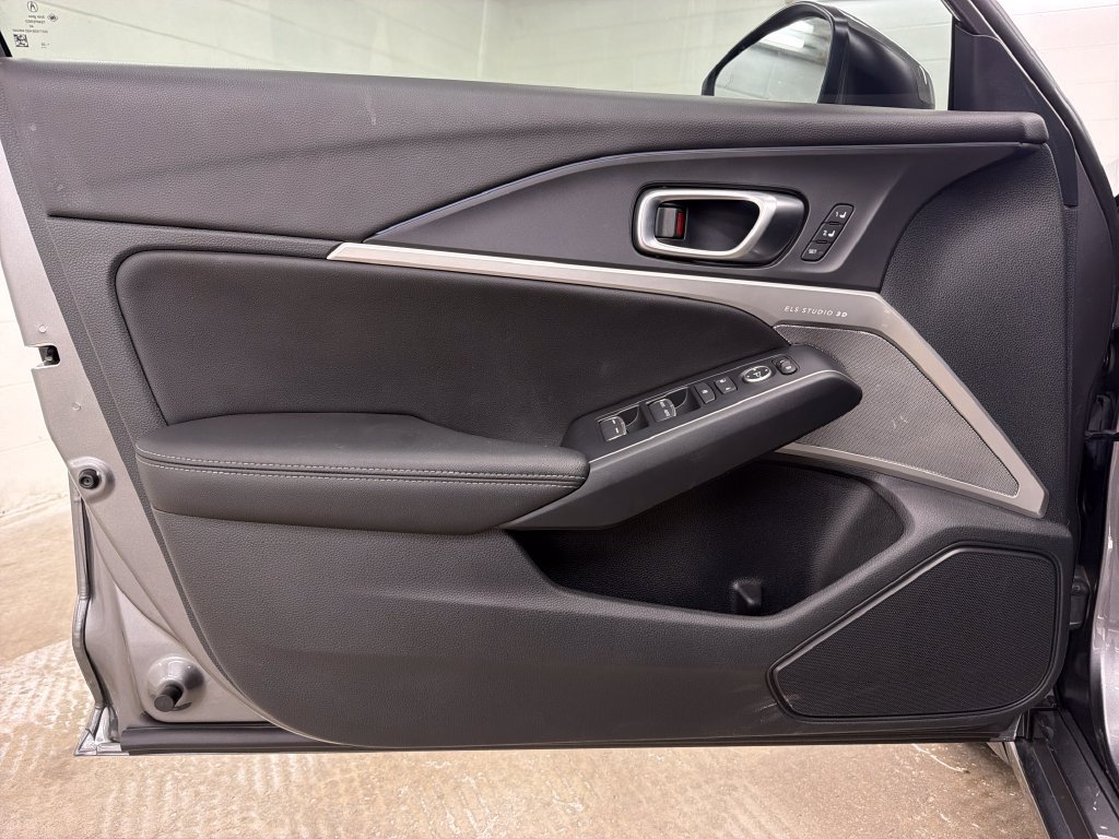 Used 2025 Acura Integra A-Spec w/ Technology Package FWD image 17
