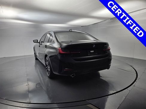 Certified 2022 BMW 330i Sedan w/ Convenience Package image 11