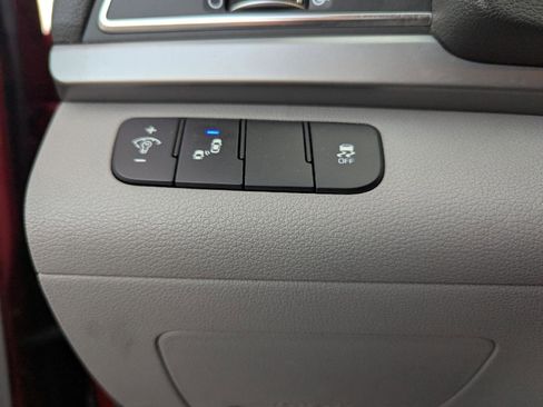 Used 2018 Hyundai Elantra SEL image 22